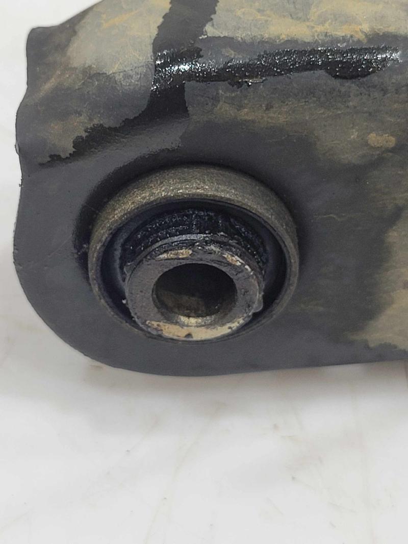 2014 Ford Escape Lower Control Arm Rr