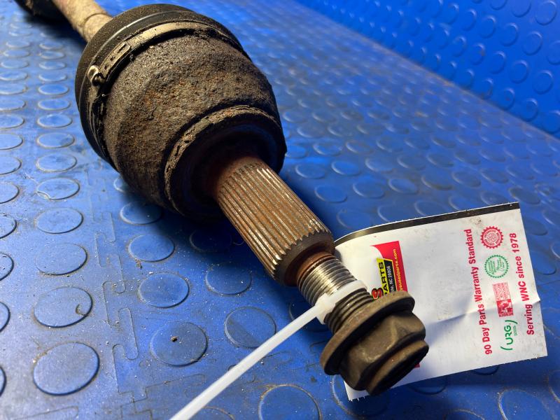2008 Ford Expedition Axle Shaft