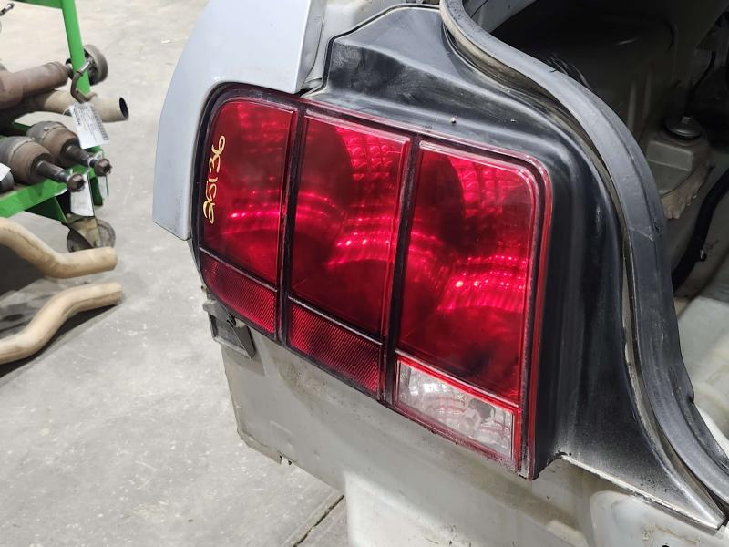 2005-2009 Ford Mustang Tail Light Left Driver Side OEM 6R3313405AA,LH