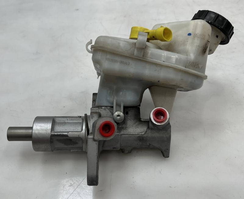 2014 Buick LaCrosse Master Cylinder