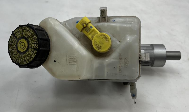 2014 Buick LaCrosse Master Cylinder