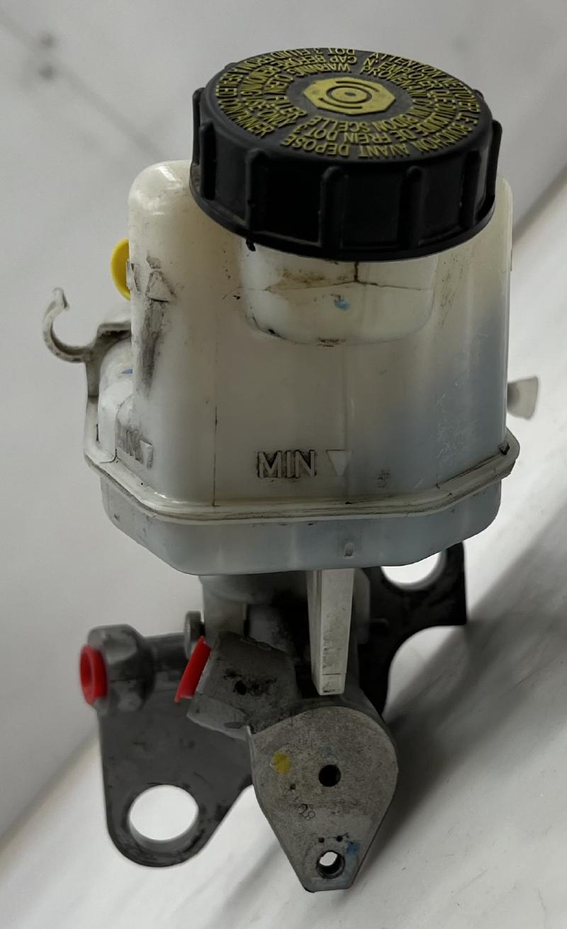 2014 Buick LaCrosse Master Cylinder
