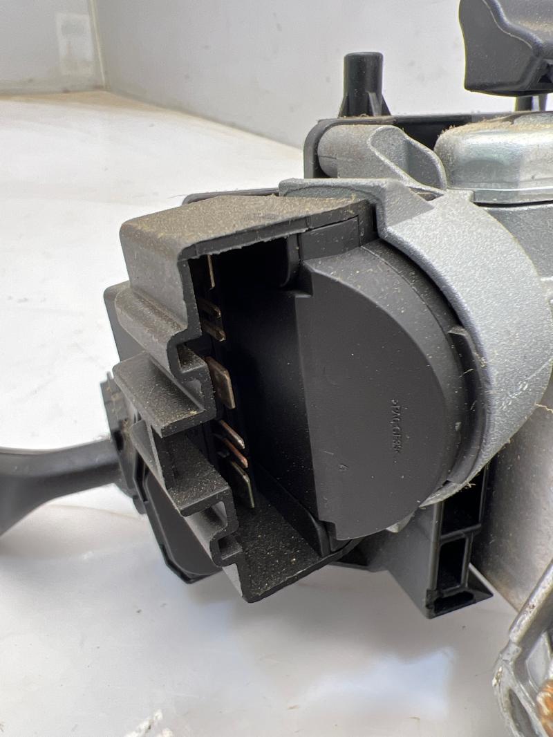 2007 Ford Mustang Steering Column