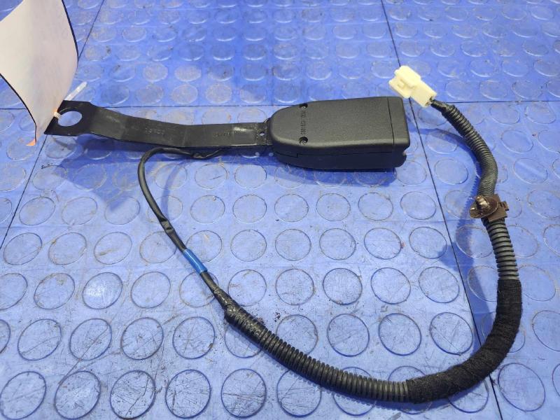 2021 Subaru Legacy Front Seat Belt