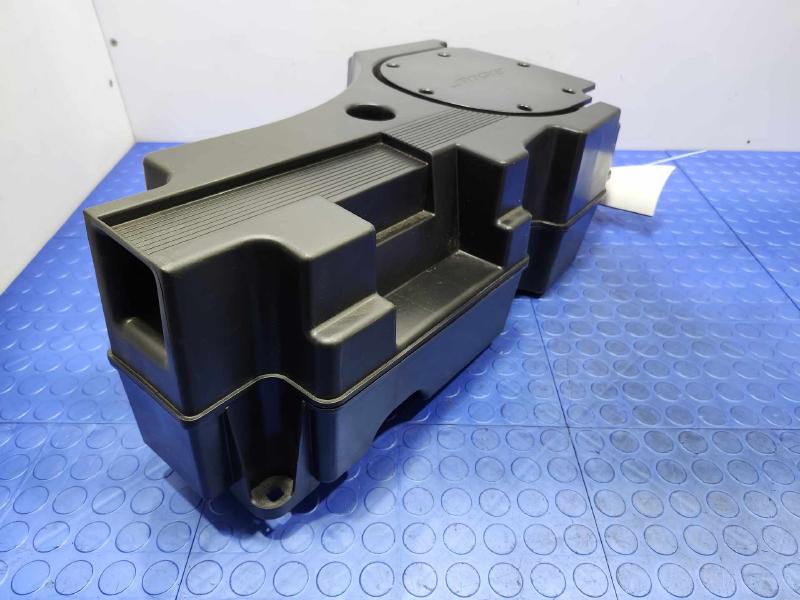 2017-2020 Audi Q7 Radio Subwoofer Box Assembly Genuine OEM Part 4M0035621A
