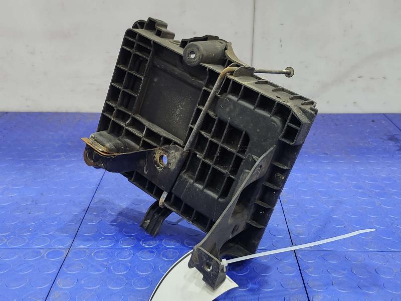 2014 Ford Explorer Battery Tray