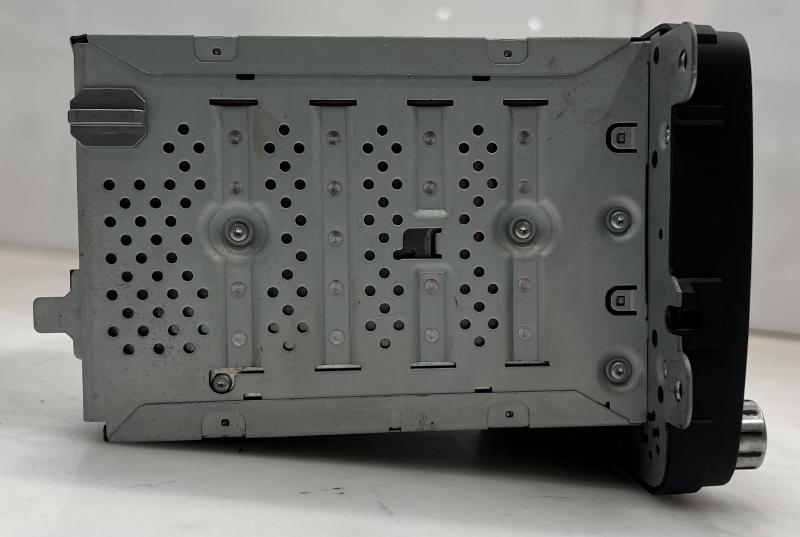 2012 Volkswagen Passat Audio & Visual Equip.(Radio)