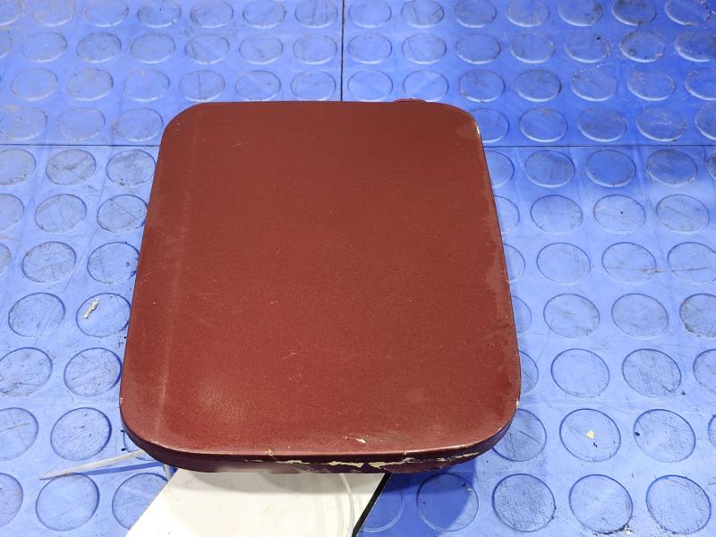2003 Subaru Legacy Fuel Tank Door