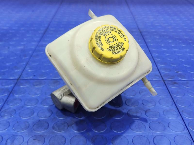 2010-2016 Porsche Panamera Brake Master Cylinder Assembly OEM 97035591000