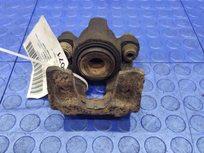 2004 Ford Explorer Caliper