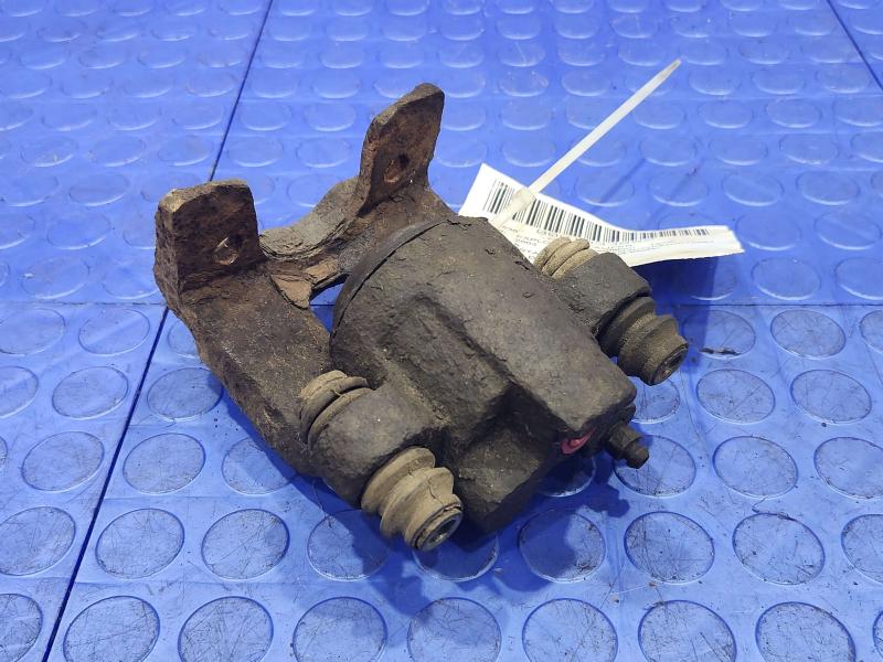 2004 Ford Explorer Caliper
