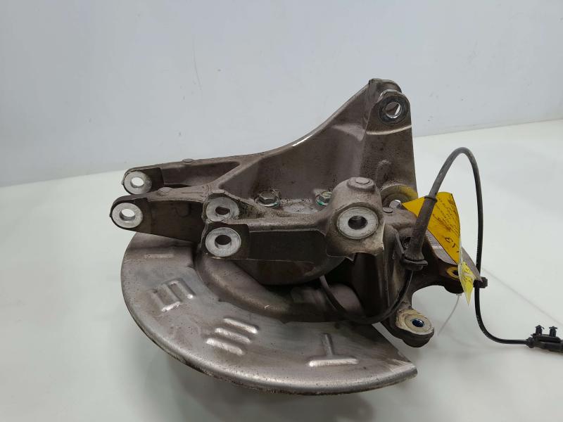2013 Tesla Model S Rear Knuckle/Stub Axle
