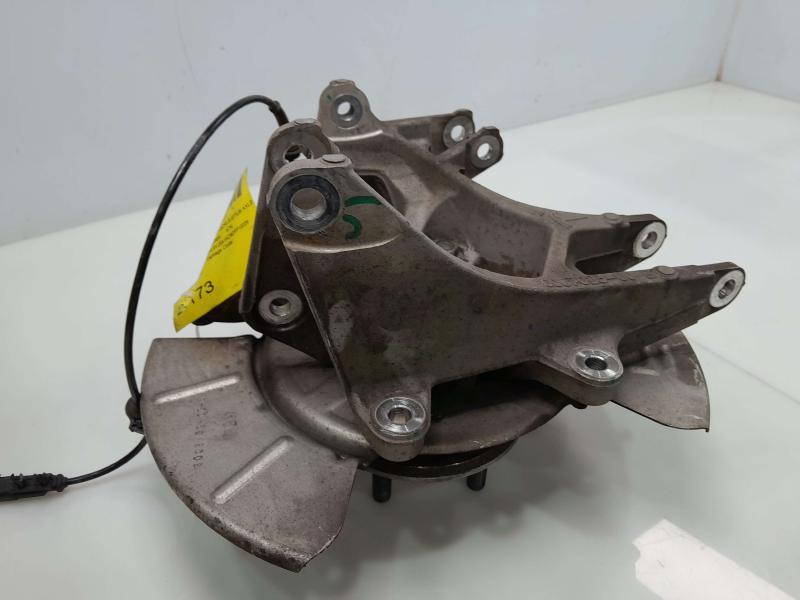 2013 Tesla Model S Rear Knuckle/Stub Axle