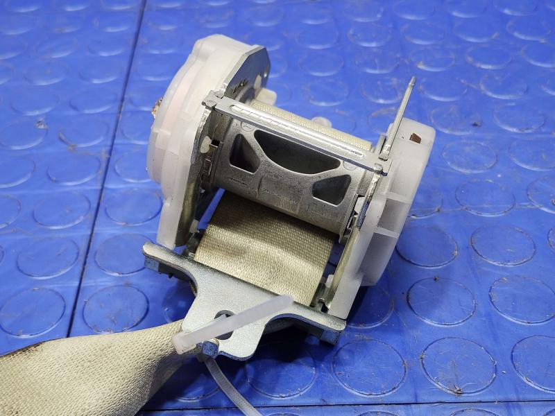 2014 Infiniti QX60 Rear Seat Belt