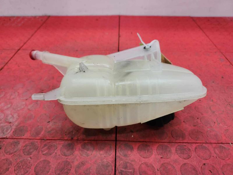2020 Nissan Sentra Coolant Recovery Bottle