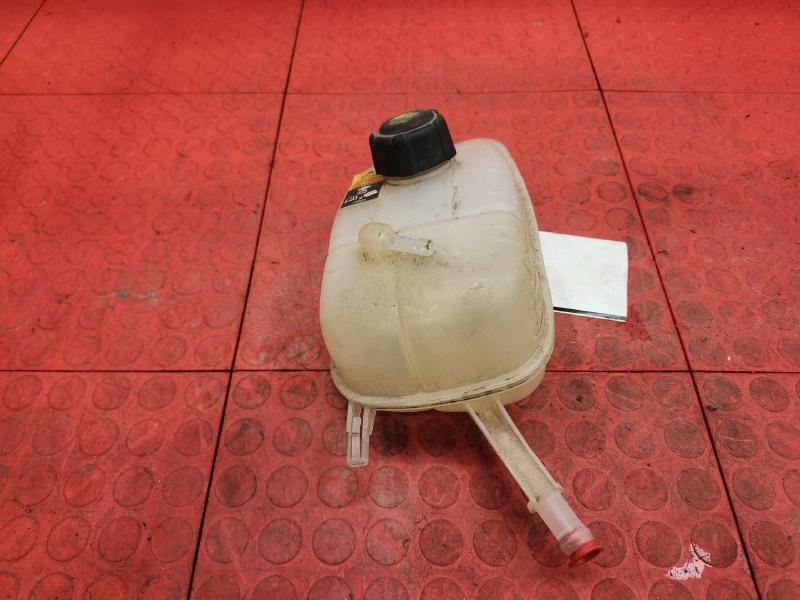 2020 Nissan Sentra Coolant Recovery Bottle