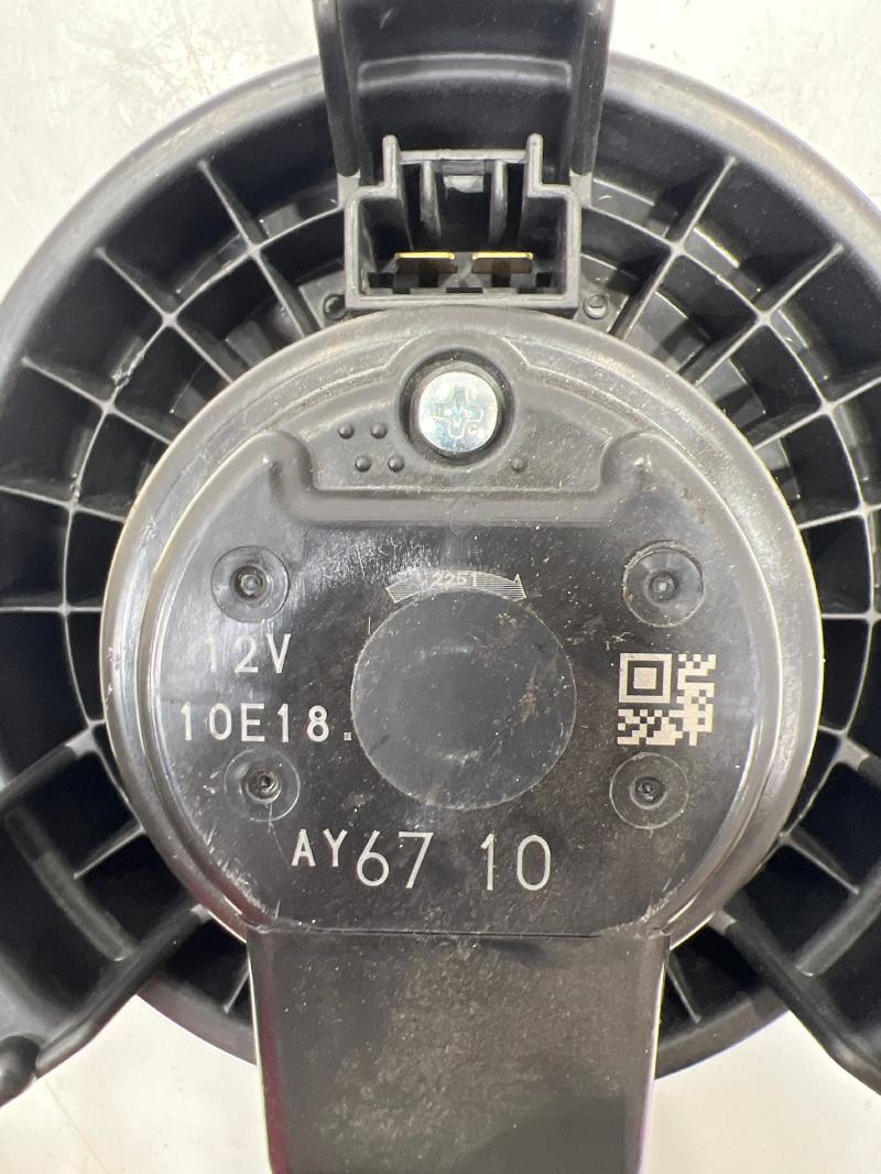 2017 - 2023 Subaru Impreza Heater AC Blower Motor Assembly OEM 72223FL00B