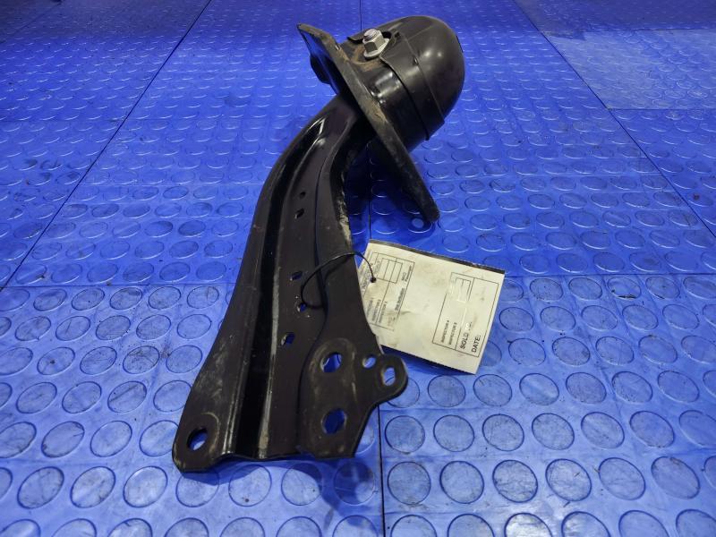 2017 Toyota Prius Lower Control Arm Rr