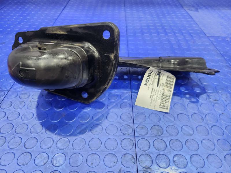 2017 Toyota Prius Lower Control Arm Rr