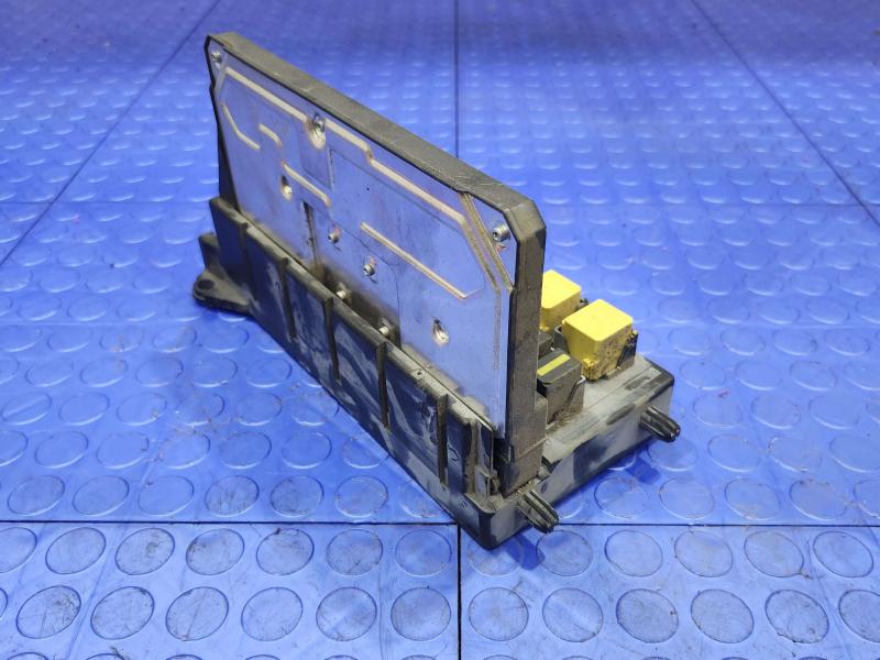 2012 Mercedes Sprinter Engine Fuse Box