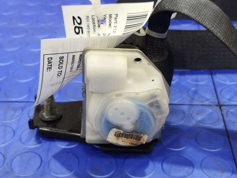 2006 Ford Mustang Rear Seat Belt