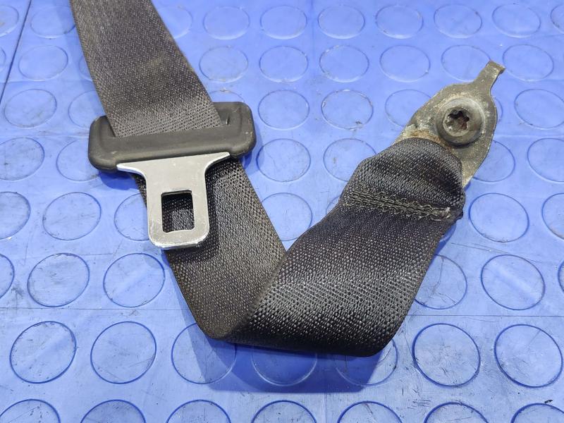 2006 Ford Mustang Rear Seat Belt