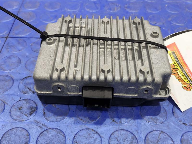 2011-2020 Jeep Grand Cherokee Power Inverter Unit Genuine OEM 5026486AA