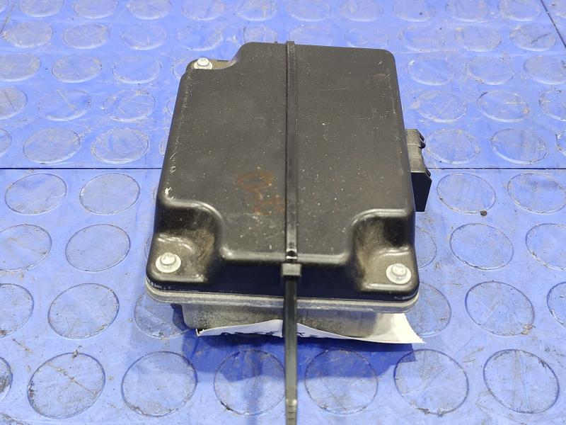 2011-2020 Jeep Grand Cherokee Power Inverter Unit Genuine OEM 5026486AA