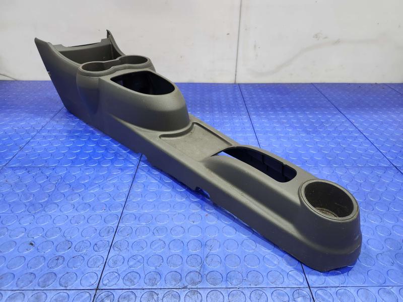 2014 Chevrolet Spark Front Console
