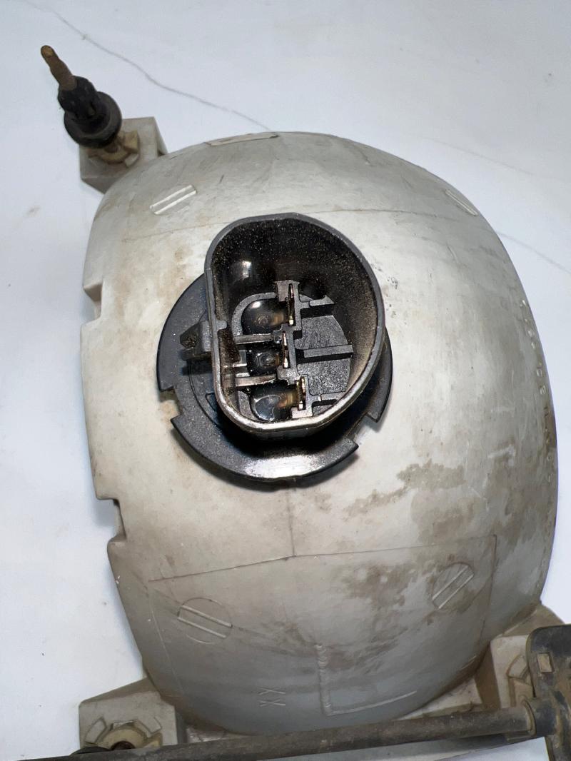 1992 - 1996 Ford F150 F250 F350 Headlight Assembly LH Driver Side OEM F2TZ13007B