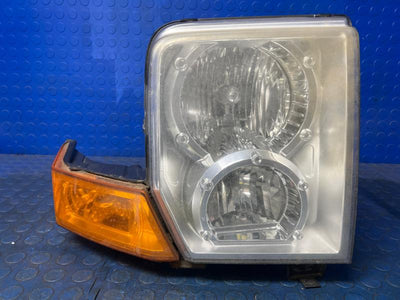 2006 Jeep Commander Headlamp Assembly