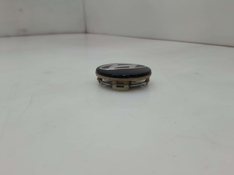 2018 Hyundai Elantra Center Cap