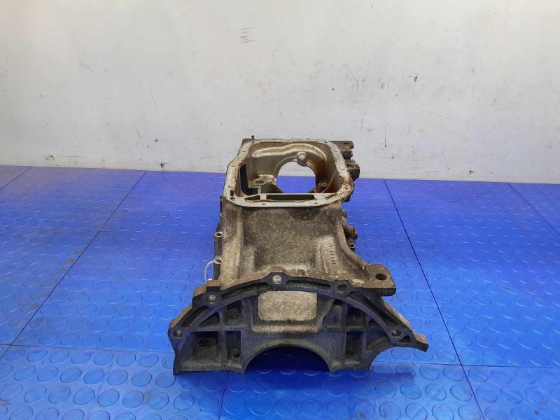 2010 Toyota Prius Oil Pan