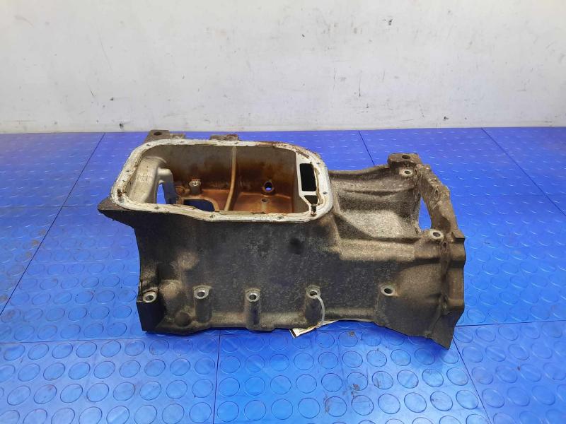 2010 Toyota Prius Oil Pan