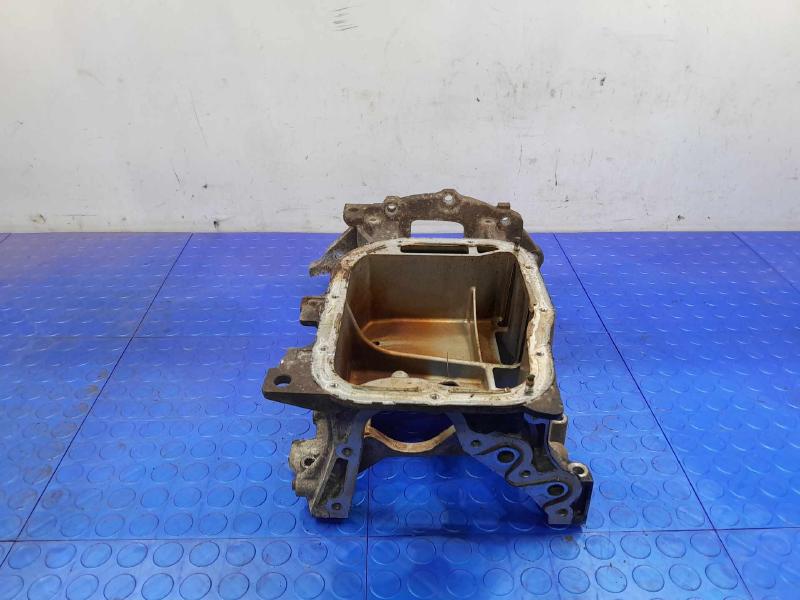 2010 Toyota Prius Oil Pan