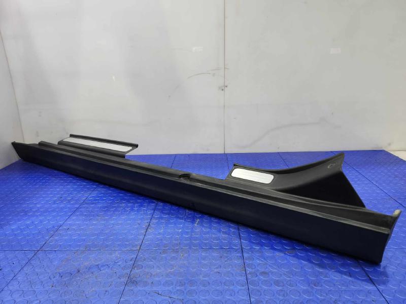 2017 MINI Cooper Rocker Moulding