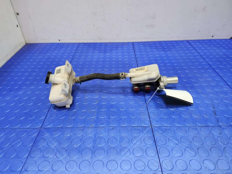 2015 Chevrolet City Express Master Cylinder