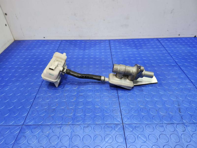 2015 Chevrolet City Express Master Cylinder