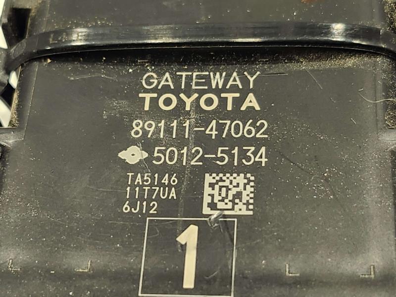 2016-2018 Toyota Prius Network Gateway Control Module OEM 8911147062