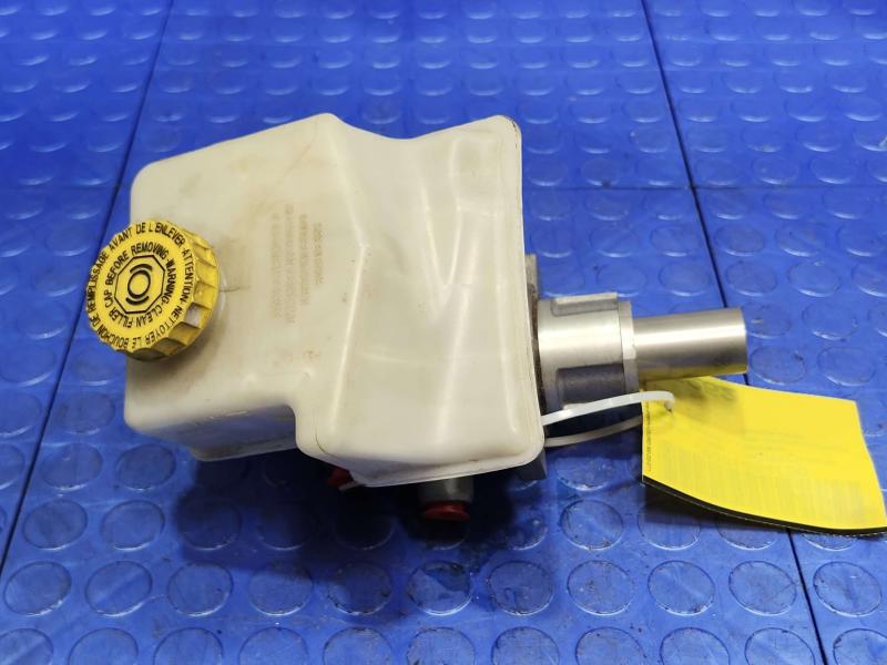 2015 Jeep Grand Cherokee Master Cylinder