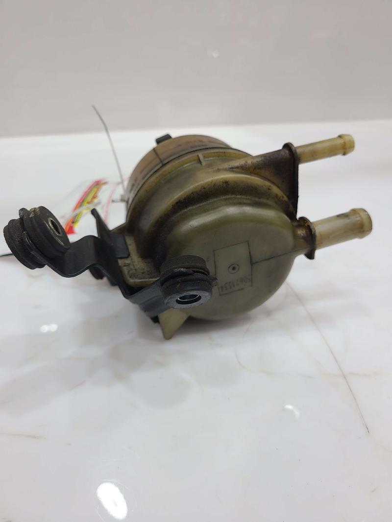 2002 - 2011 Toyota Camry Power Steering Fluid Reservoir OEM 4436006030