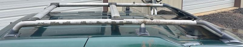 2000 - 2004 Nissan Xterra Roof Rack Luggage Rack with Crossbars OEM