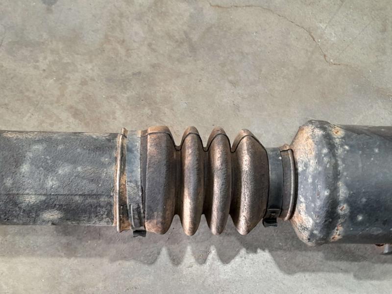 2017-2022 Nissan Titan 5.6L Front Driveshaft Propeller Shaft OEM 37200EZ20A