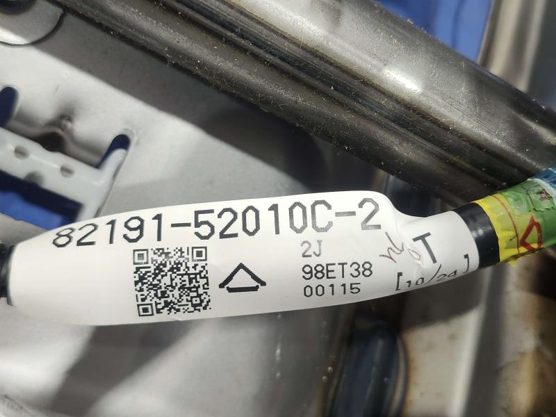 2013 Toyota Yaris Seat Track