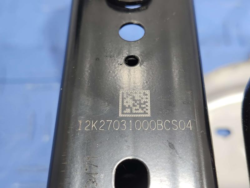 2013 Toyota Yaris Seat Track