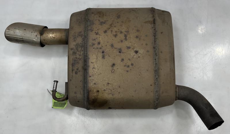 2012 Volkswagen Passat Muffler