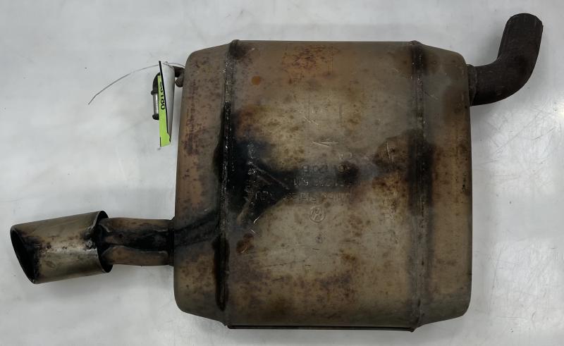 2012 Volkswagen Passat Muffler