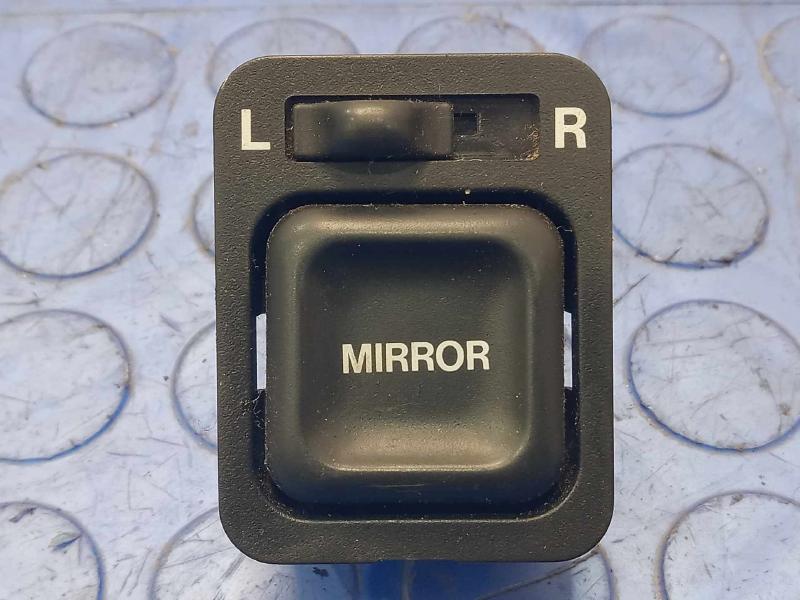 2001 Honda CR-V Mirror Switch