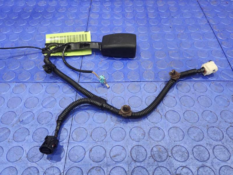 2016 Toyota Corolla Front Seat Belt