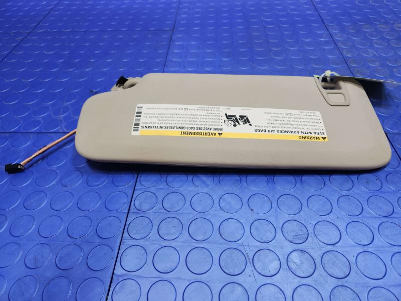 2018-2020 Buick Regal Sun Visor Right Passenger Side Gray Genuine OEM 39137494,RH